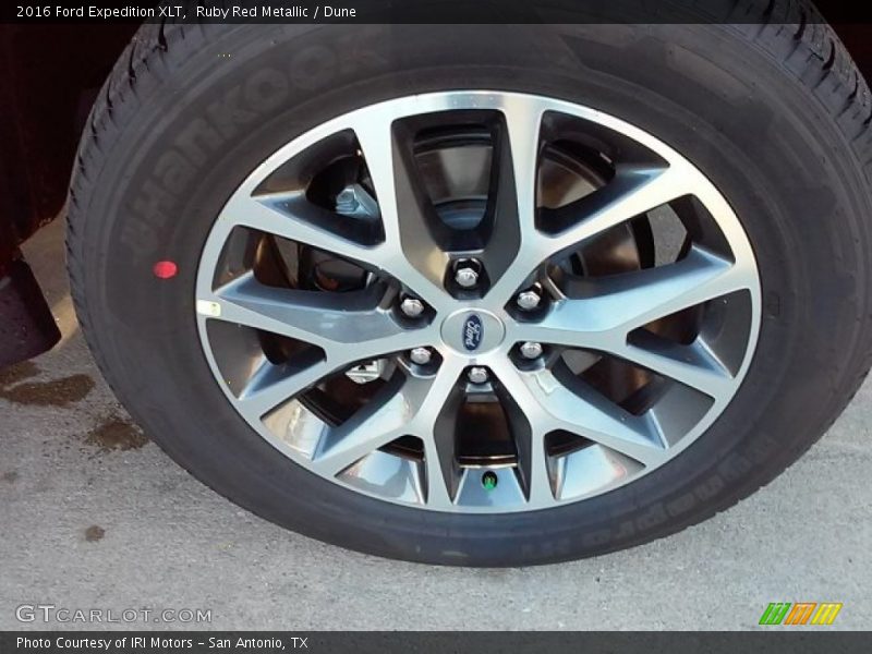 Ruby Red Metallic / Dune 2016 Ford Expedition XLT