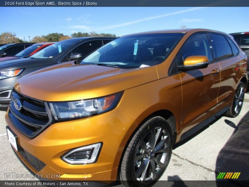 Front 3/4 View of 2016 Edge Sport AWD