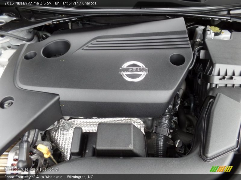 Brilliant Silver / Charcoal 2015 Nissan Altima 2.5 SV