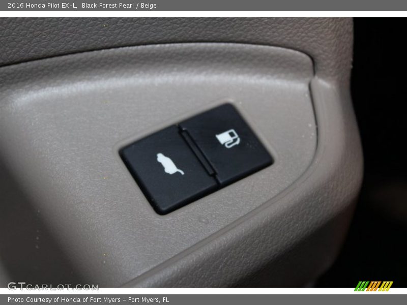 Black Forest Pearl / Beige 2016 Honda Pilot EX-L