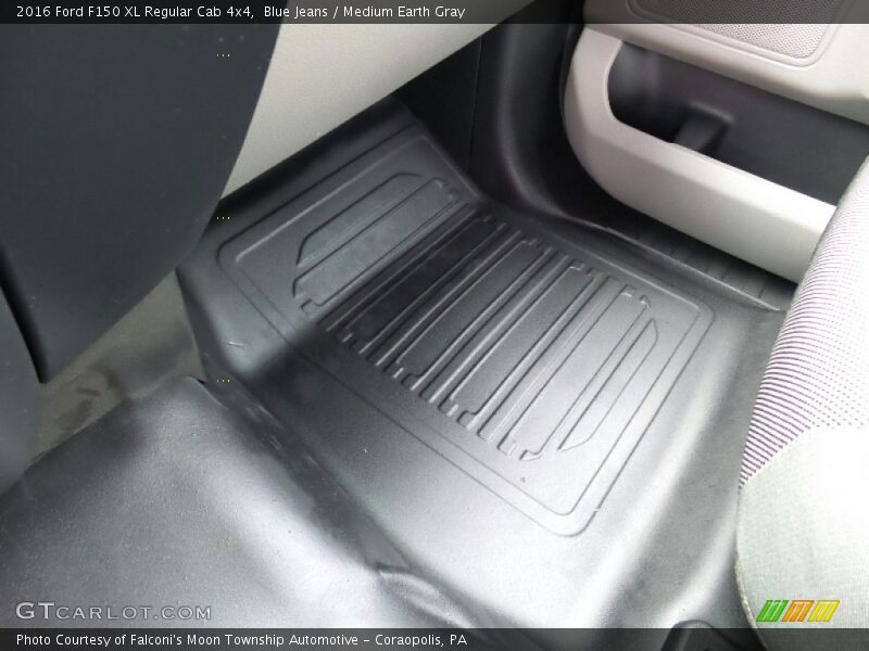Blue Jeans / Medium Earth Gray 2016 Ford F150 XL Regular Cab 4x4