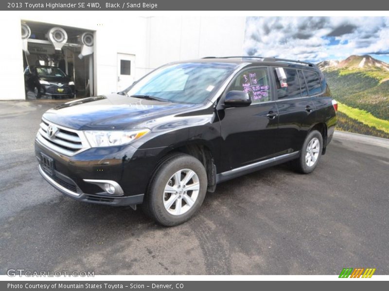 Black / Sand Beige 2013 Toyota Highlander SE 4WD