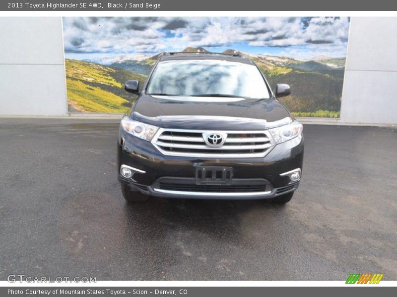 Black / Sand Beige 2013 Toyota Highlander SE 4WD