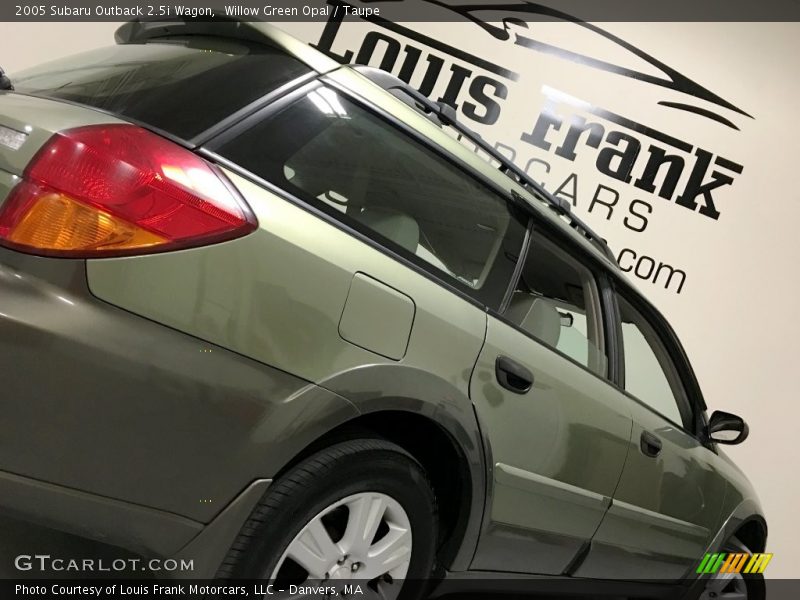 Willow Green Opal / Taupe 2005 Subaru Outback 2.5i Wagon