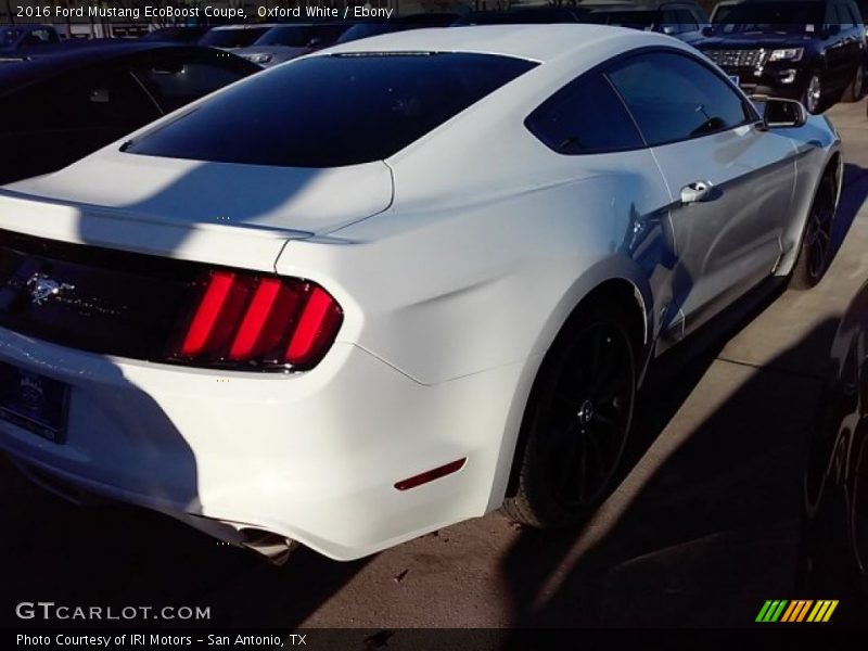 Oxford White / Ebony 2016 Ford Mustang EcoBoost Coupe