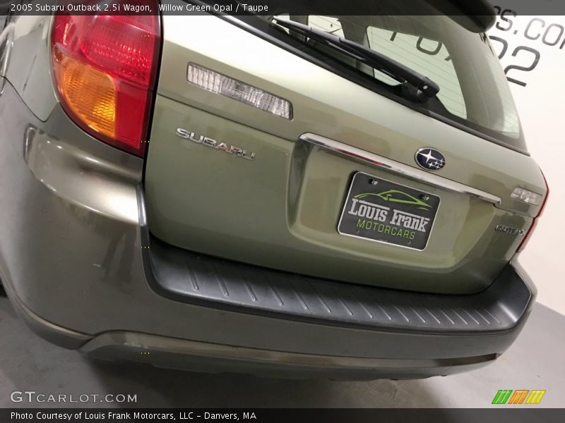 Willow Green Opal / Taupe 2005 Subaru Outback 2.5i Wagon