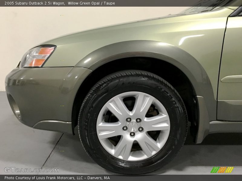 Willow Green Opal / Taupe 2005 Subaru Outback 2.5i Wagon