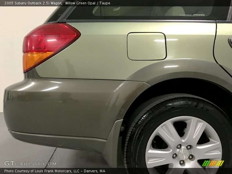 Willow Green Opal / Taupe 2005 Subaru Outback 2.5i Wagon