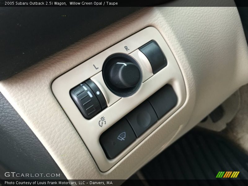 Willow Green Opal / Taupe 2005 Subaru Outback 2.5i Wagon