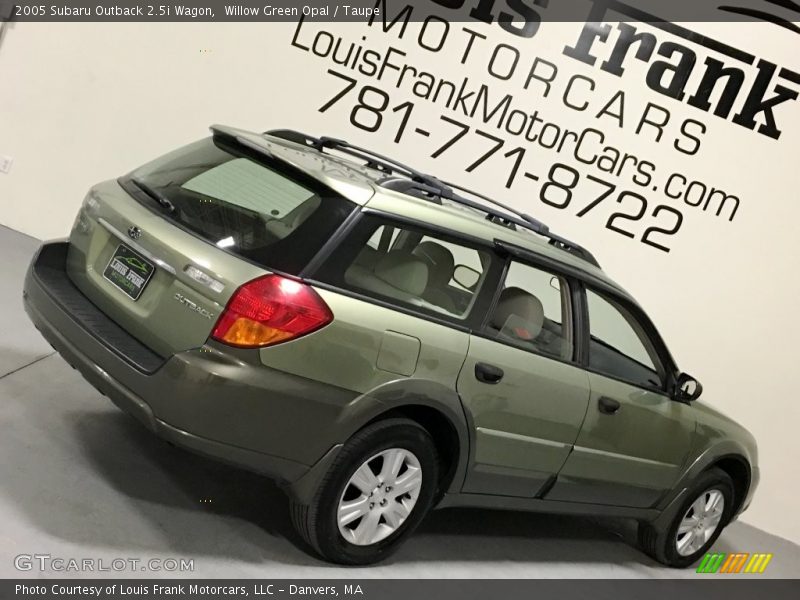 Willow Green Opal / Taupe 2005 Subaru Outback 2.5i Wagon