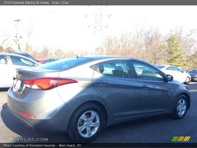 Gray / Gray 2014 Hyundai Elantra SE Sedan