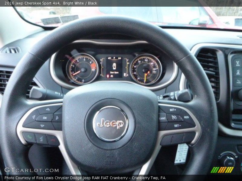 Bright White / Black 2016 Jeep Cherokee Sport 4x4