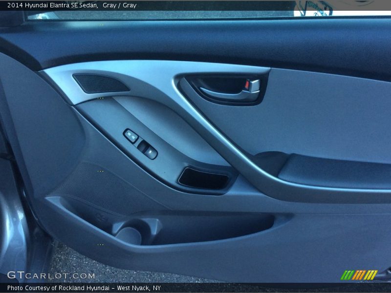 Gray / Gray 2014 Hyundai Elantra SE Sedan