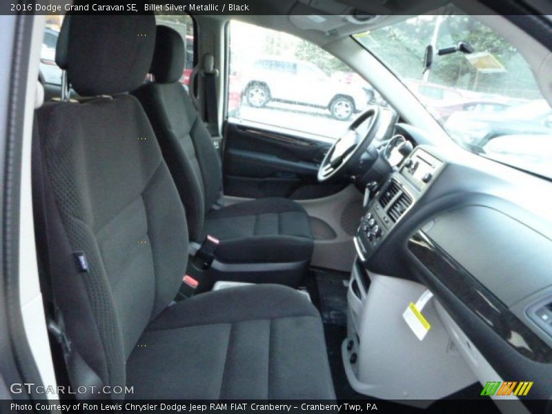 Billet Silver Metallic / Black 2016 Dodge Grand Caravan SE