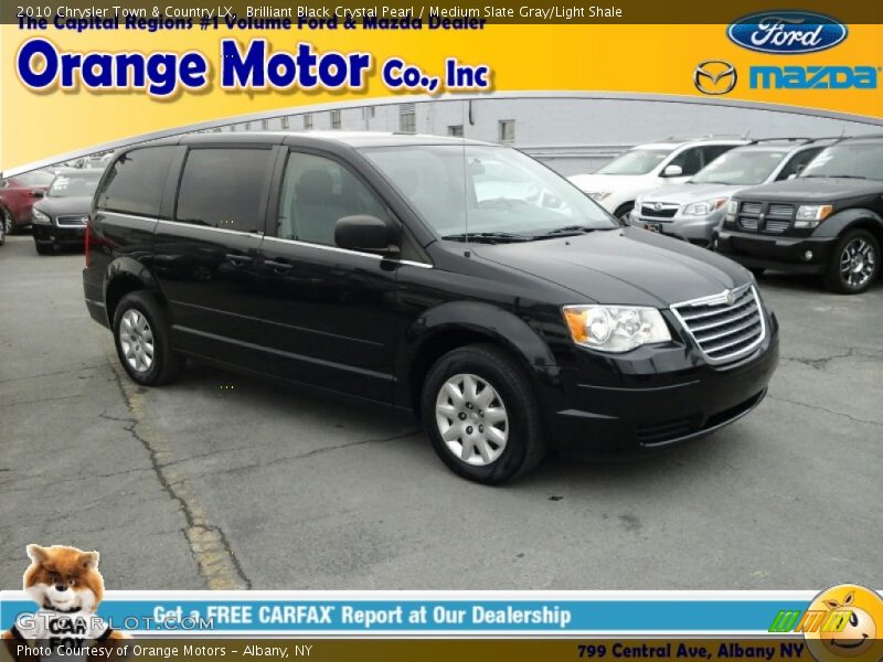 Brilliant Black Crystal Pearl / Medium Slate Gray/Light Shale 2010 Chrysler Town & Country LX