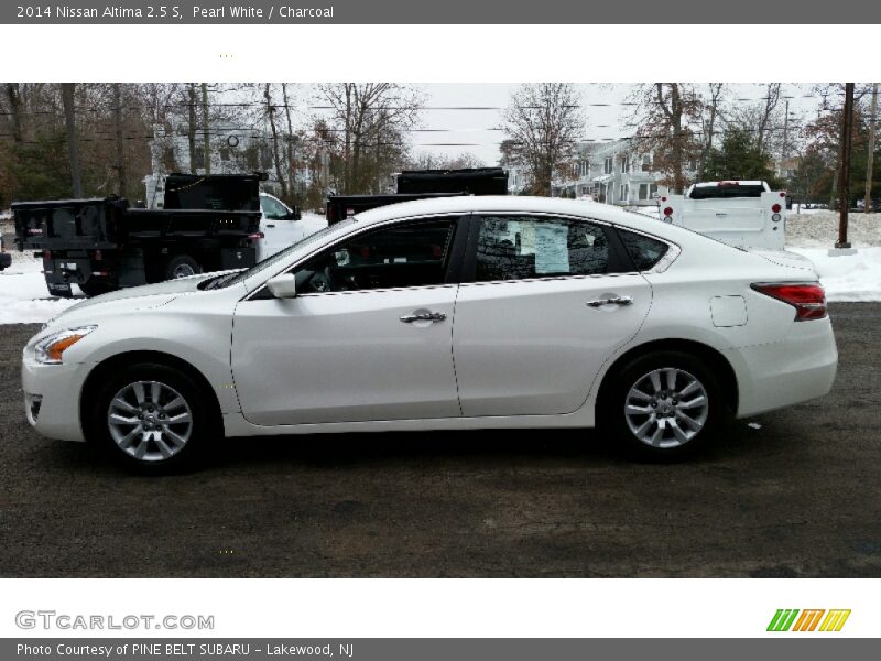 Pearl White / Charcoal 2014 Nissan Altima 2.5 S