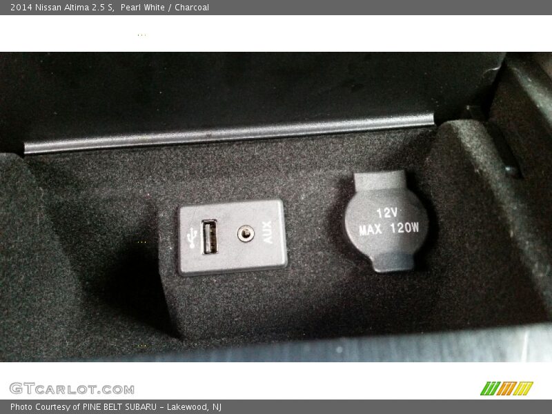 Pearl White / Charcoal 2014 Nissan Altima 2.5 S