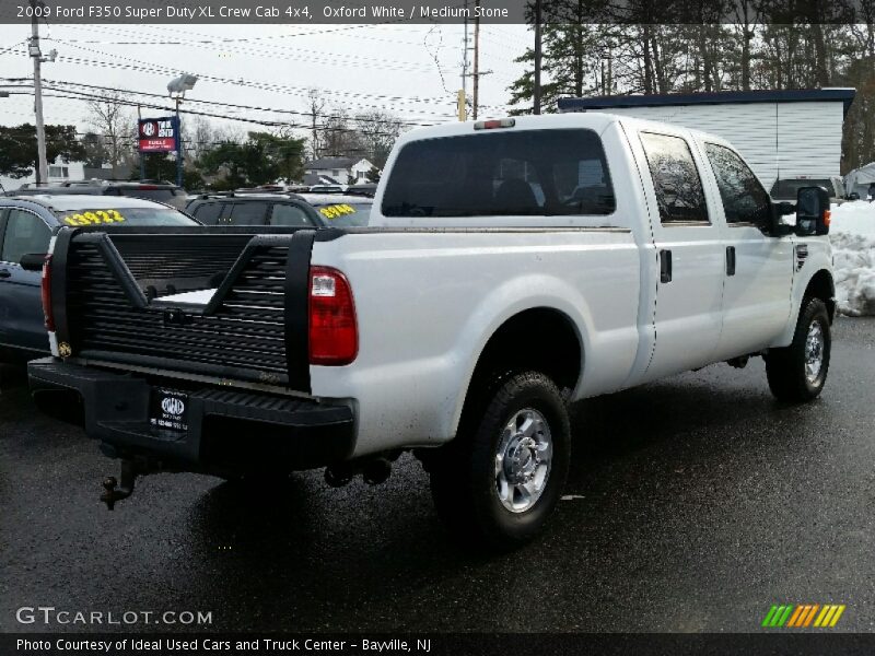 Oxford White / Medium Stone 2009 Ford F350 Super Duty XL Crew Cab 4x4