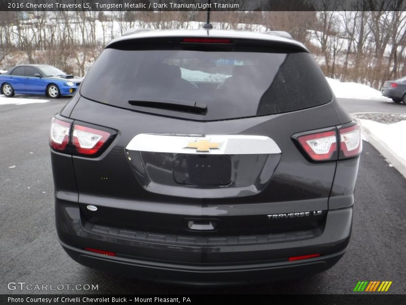 Tungsten Metallic / Dark Titanium/Light Titanium 2016 Chevrolet Traverse LS
