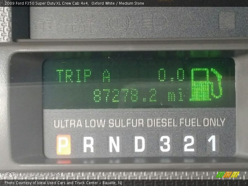 Oxford White / Medium Stone 2009 Ford F350 Super Duty XL Crew Cab 4x4