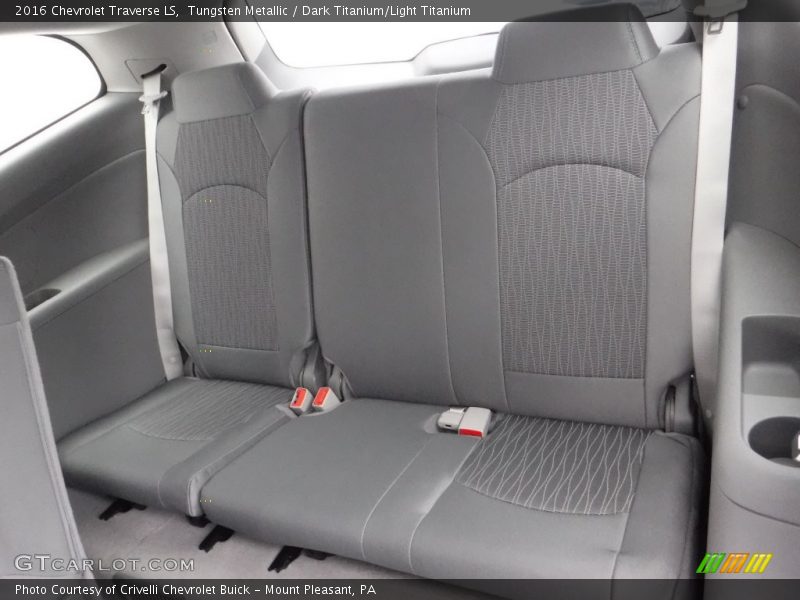 Tungsten Metallic / Dark Titanium/Light Titanium 2016 Chevrolet Traverse LS