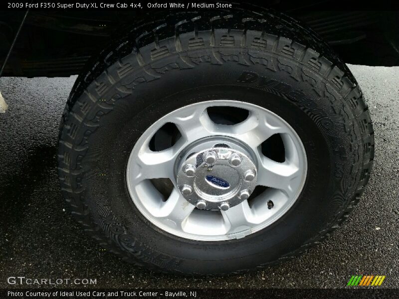 Oxford White / Medium Stone 2009 Ford F350 Super Duty XL Crew Cab 4x4
