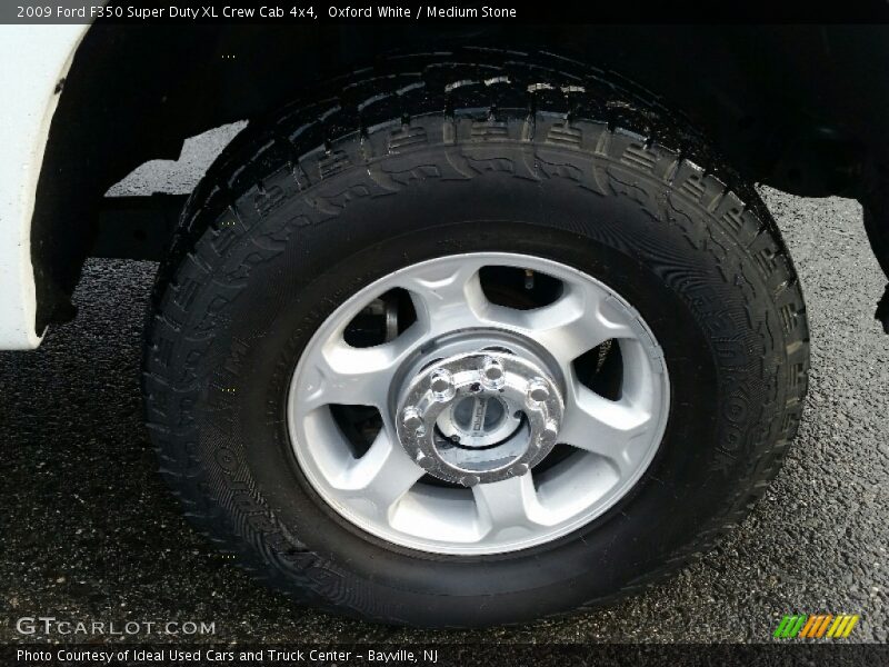 Oxford White / Medium Stone 2009 Ford F350 Super Duty XL Crew Cab 4x4