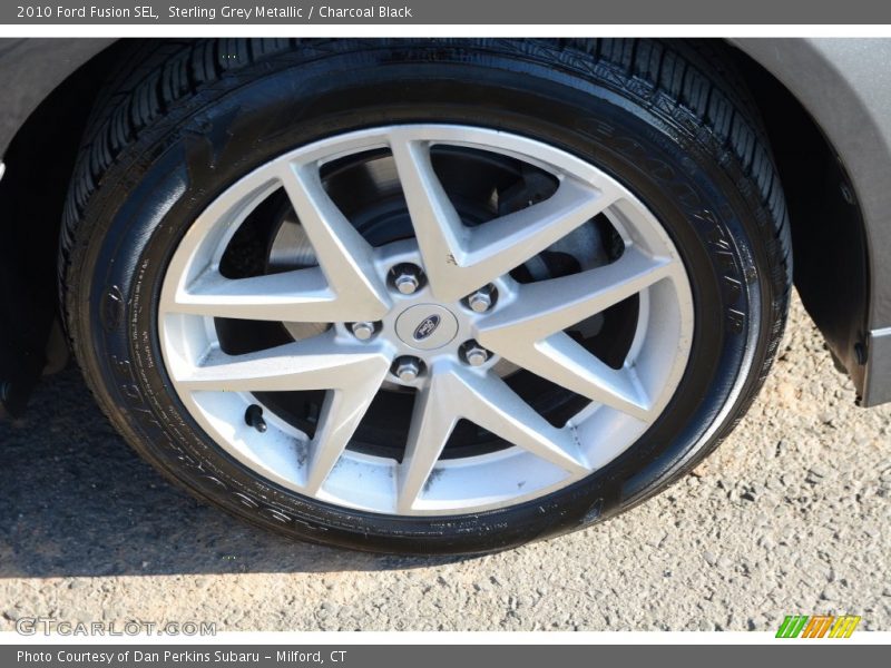 Sterling Grey Metallic / Charcoal Black 2010 Ford Fusion SEL