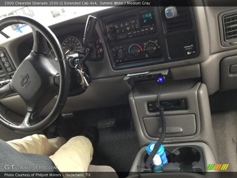 Summit White / Medium Gray 2000 Chevrolet Silverado 1500 LS Extended Cab 4x4
