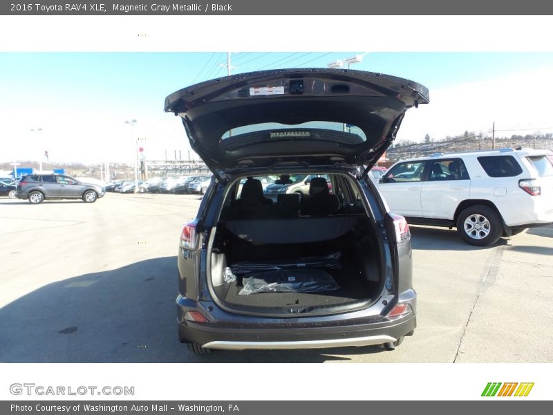 Magnetic Gray Metallic / Black 2016 Toyota RAV4 XLE
