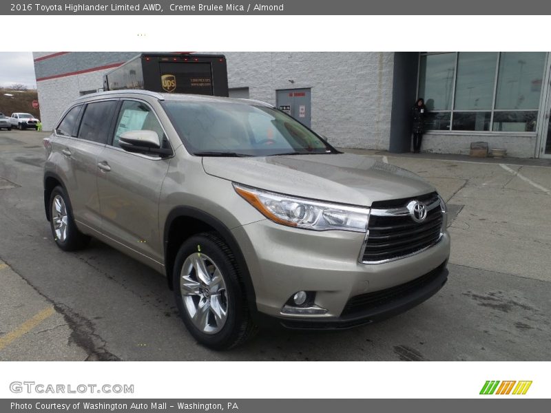 Front 3/4 View of 2016 Highlander Limited AWD