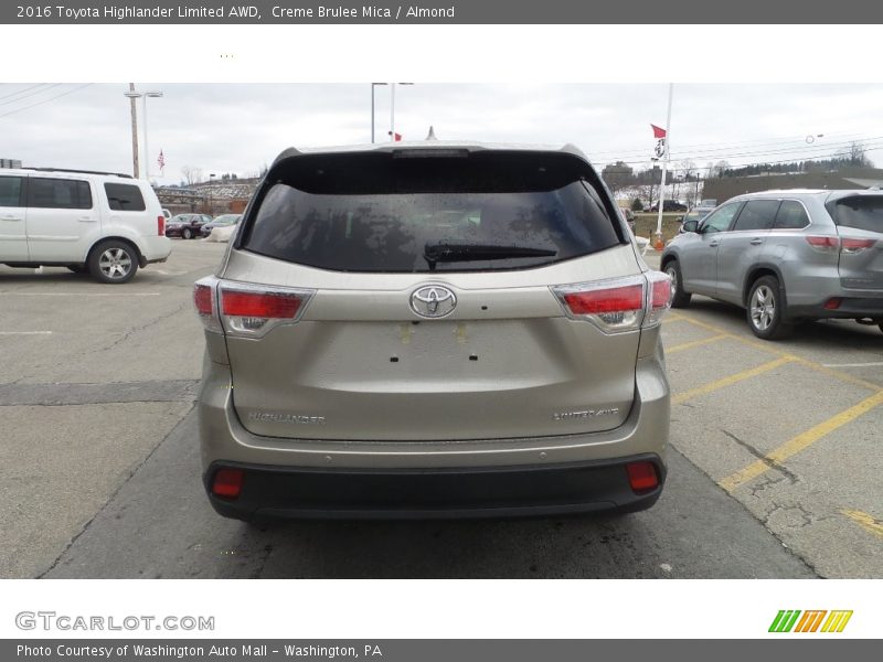 Creme Brulee Mica / Almond 2016 Toyota Highlander Limited AWD