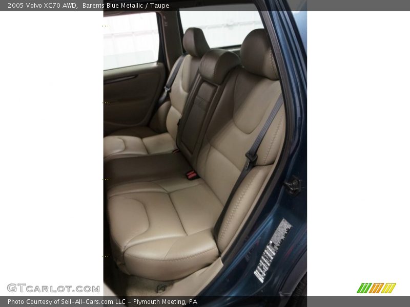 Barents Blue Metallic / Taupe 2005 Volvo XC70 AWD