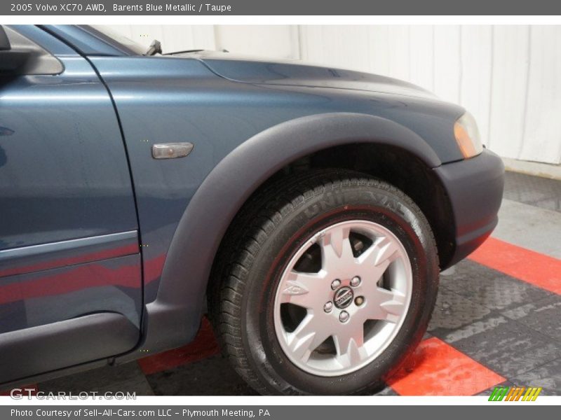 Barents Blue Metallic / Taupe 2005 Volvo XC70 AWD