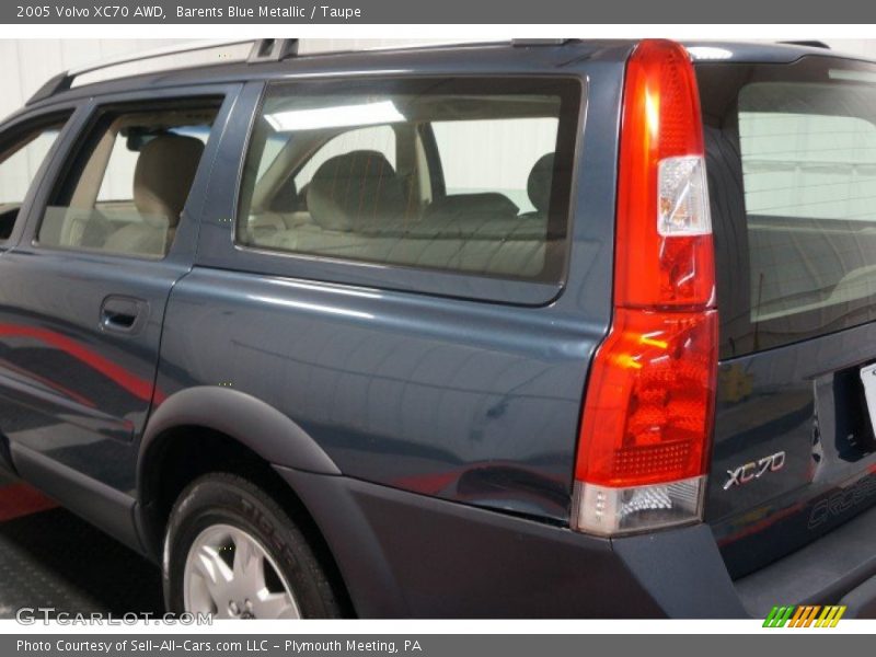 Barents Blue Metallic / Taupe 2005 Volvo XC70 AWD