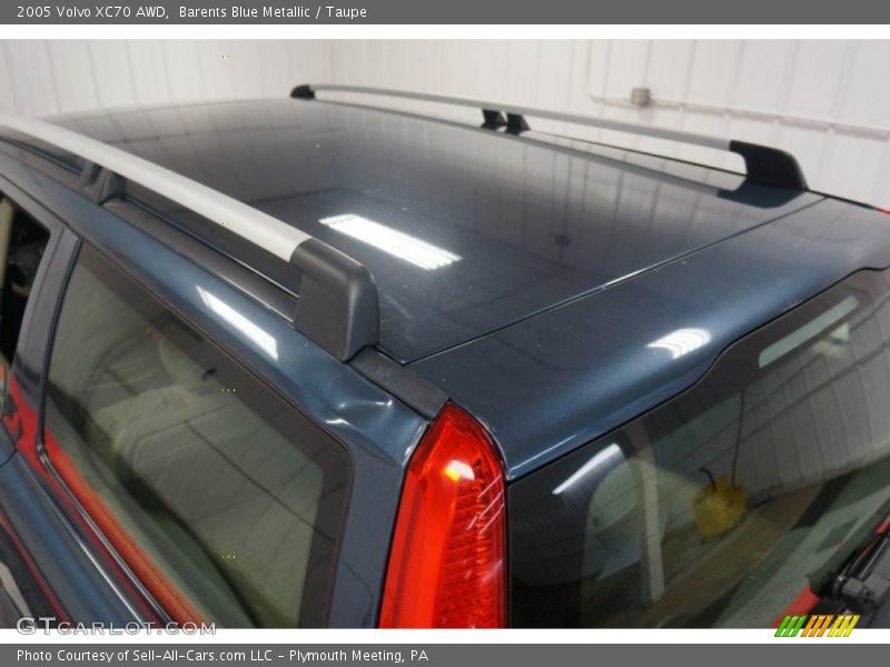 Barents Blue Metallic / Taupe 2005 Volvo XC70 AWD