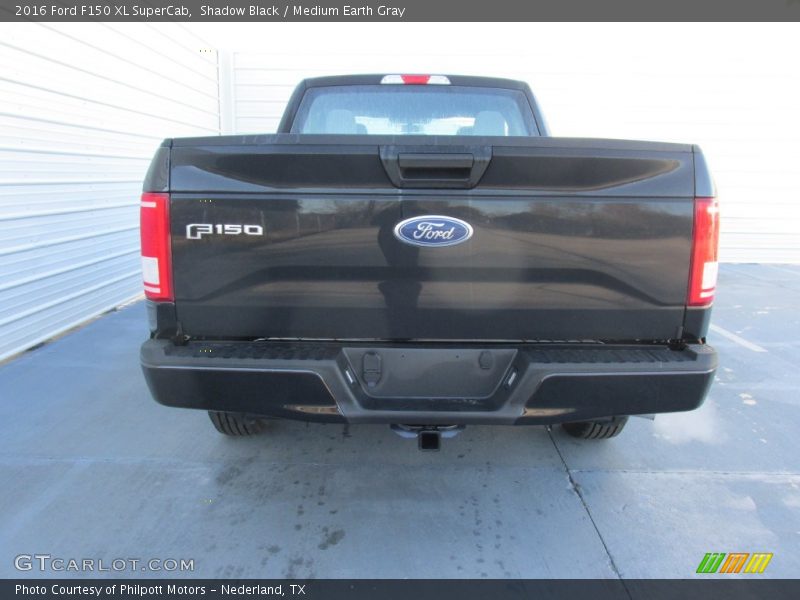 Shadow Black / Medium Earth Gray 2016 Ford F150 XL SuperCab