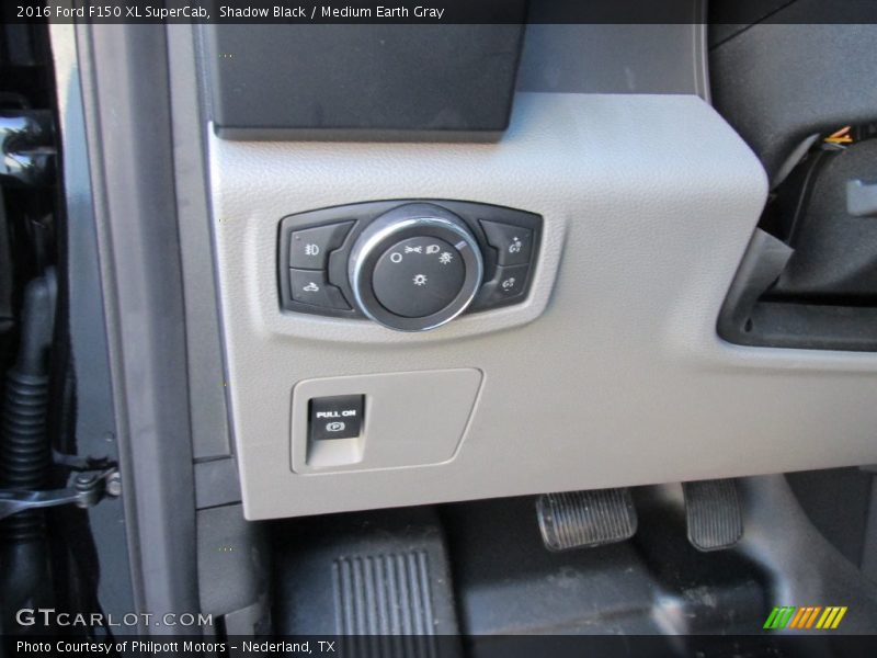 Shadow Black / Medium Earth Gray 2016 Ford F150 XL SuperCab