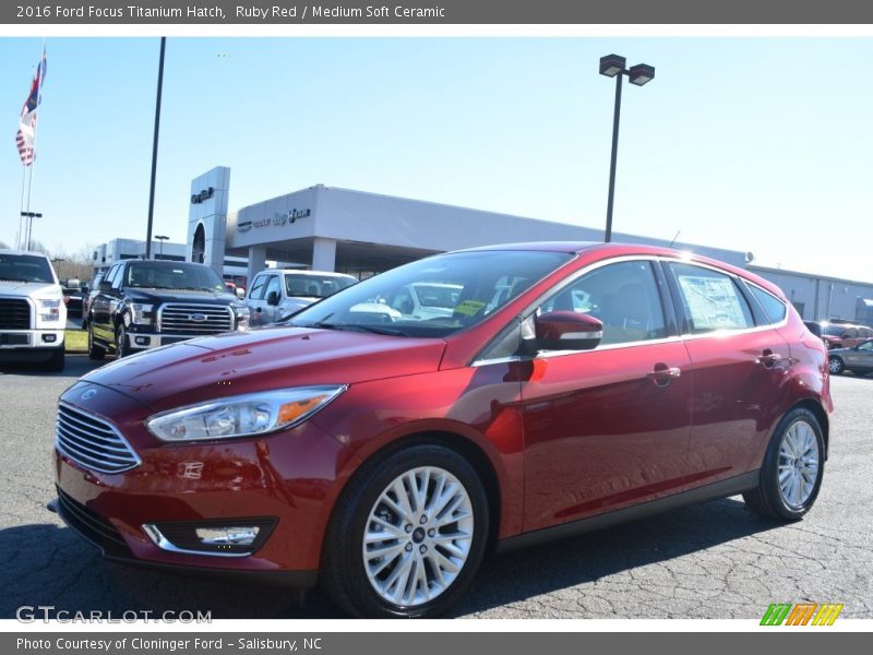 Ruby Red / Medium Soft Ceramic 2016 Ford Focus Titanium Hatch