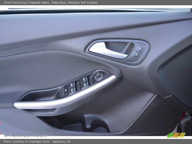 Ruby Red / Medium Soft Ceramic 2016 Ford Focus Titanium Hatch