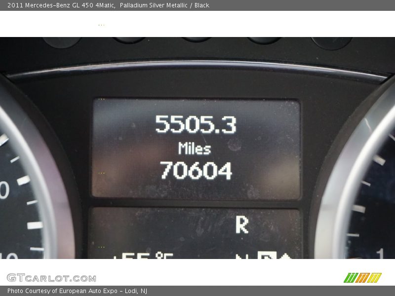 Palladium Silver Metallic / Black 2011 Mercedes-Benz GL 450 4Matic