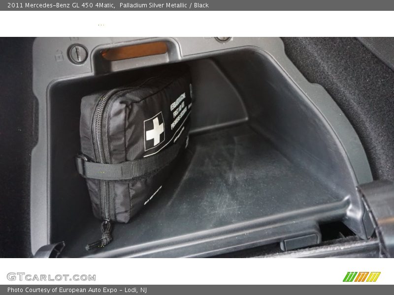 Palladium Silver Metallic / Black 2011 Mercedes-Benz GL 450 4Matic