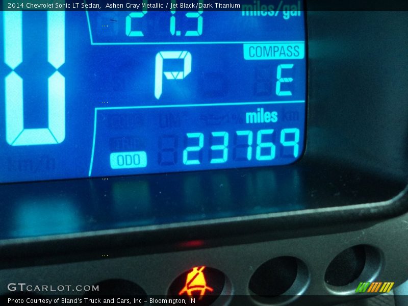 Ashen Gray Metallic / Jet Black/Dark Titanium 2014 Chevrolet Sonic LT Sedan