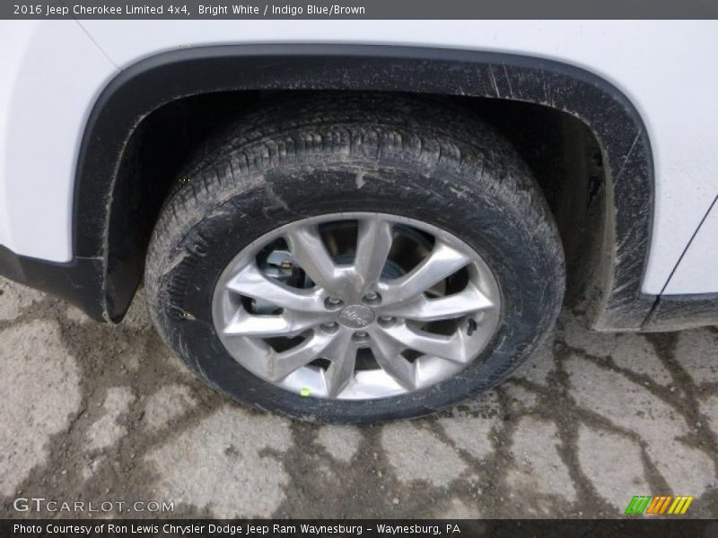 Bright White / Indigo Blue/Brown 2016 Jeep Cherokee Limited 4x4