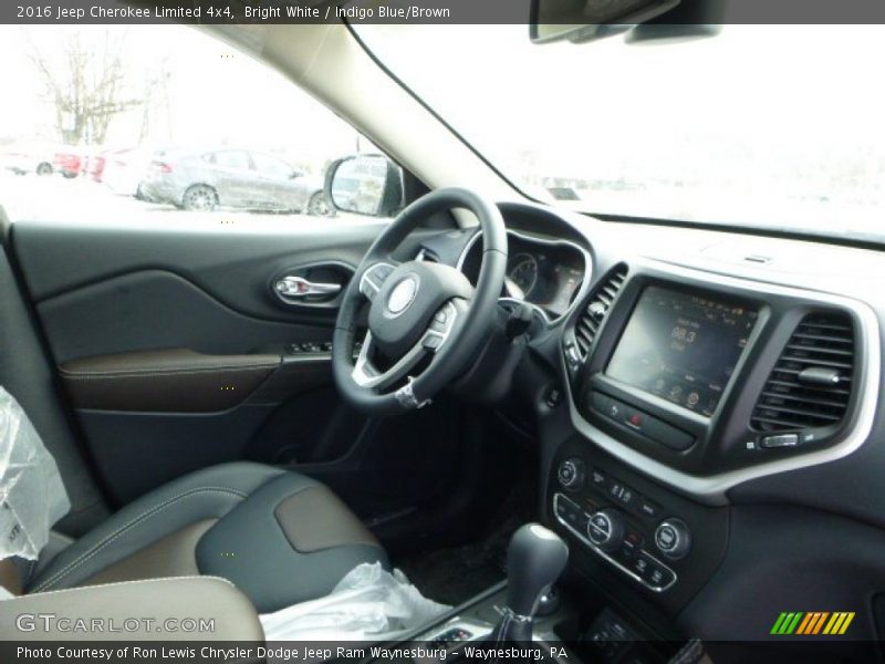 Bright White / Indigo Blue/Brown 2016 Jeep Cherokee Limited 4x4