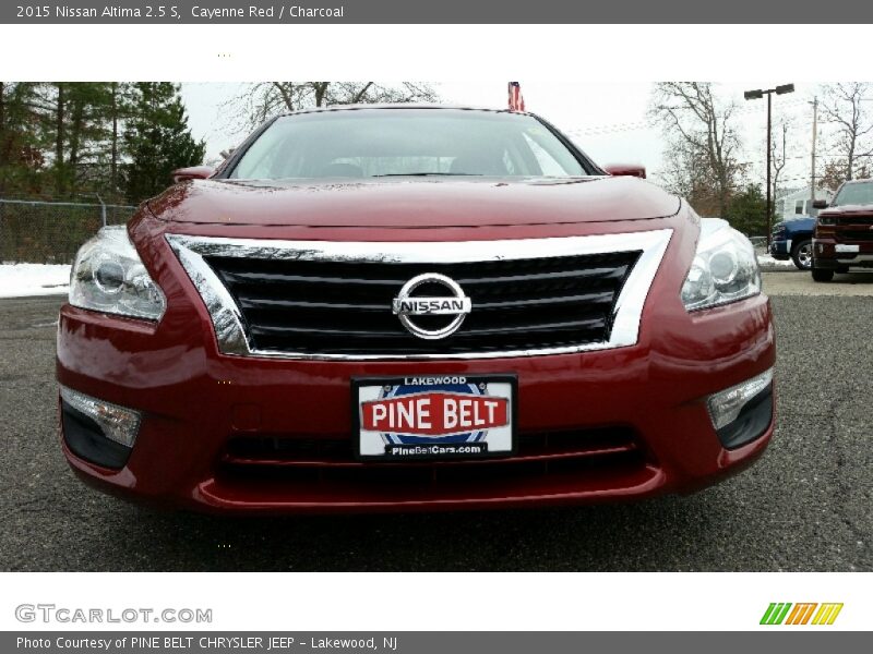 Cayenne Red / Charcoal 2015 Nissan Altima 2.5 S