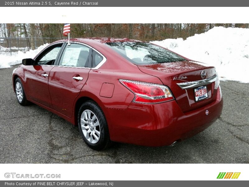 Cayenne Red / Charcoal 2015 Nissan Altima 2.5 S