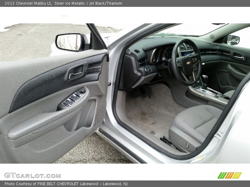 Silver Ice Metallic / Jet Black/Titanium 2013 Chevrolet Malibu LS