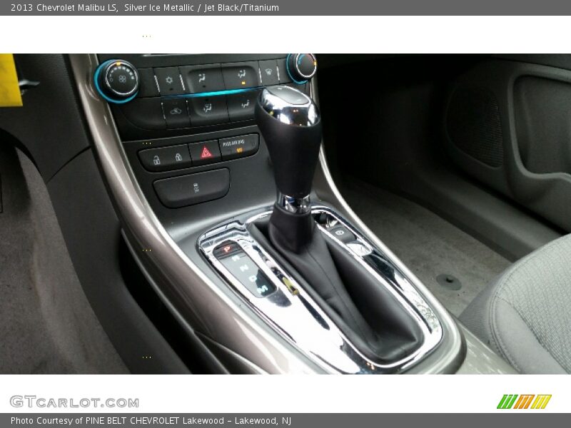 Silver Ice Metallic / Jet Black/Titanium 2013 Chevrolet Malibu LS