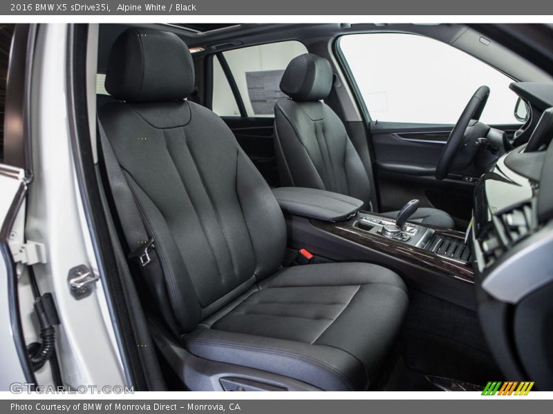 Alpine White / Black 2016 BMW X5 sDrive35i